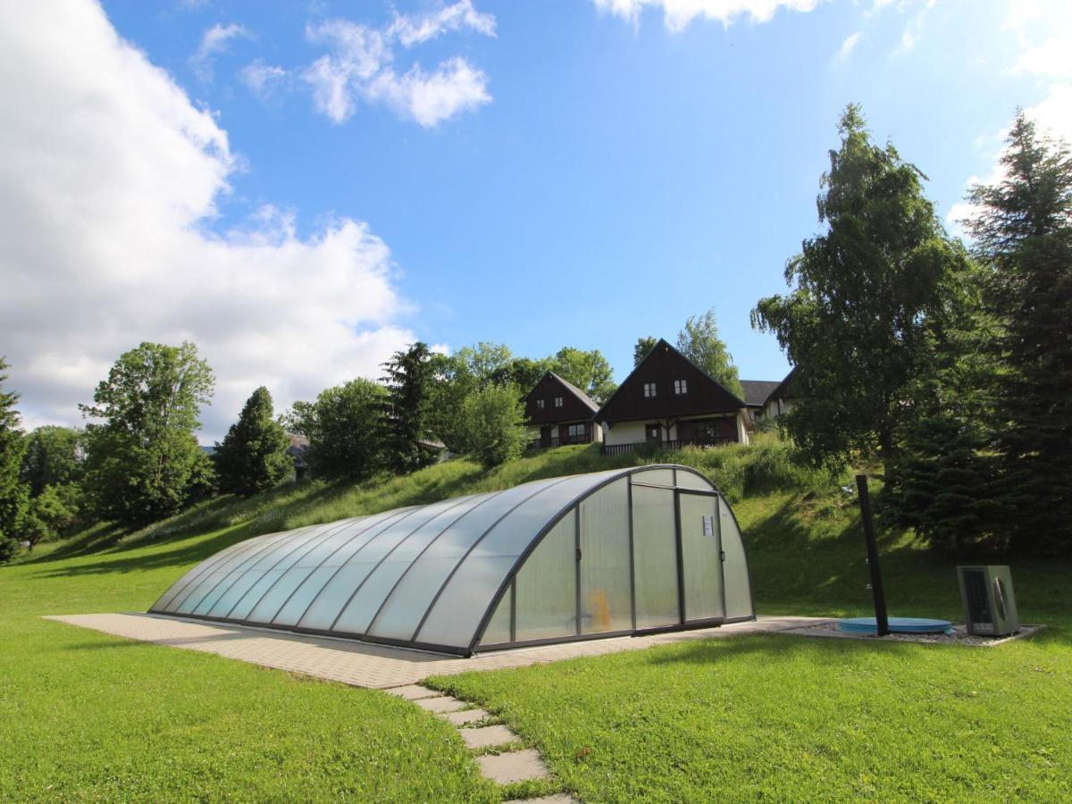 Holiday Home Holiday Hill E52 By Interhome Černý Důl Eksteriør bilde